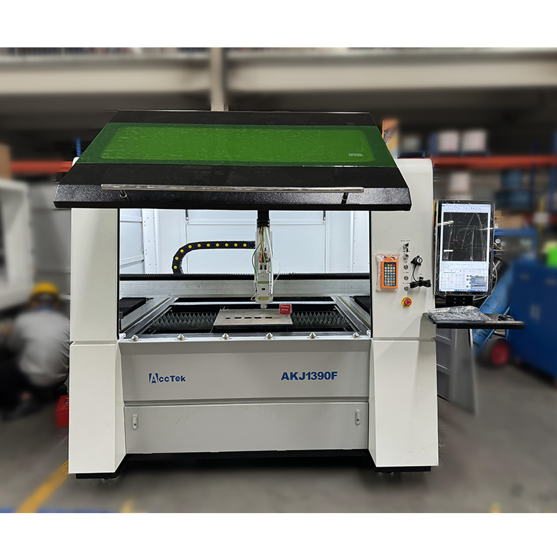 JINAN Attrezzature per l'indus - Industrial Laser Price recensione e prezzo